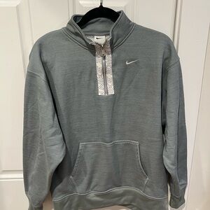 Nike Therma-Fit Gray Quarter Zip Pullover